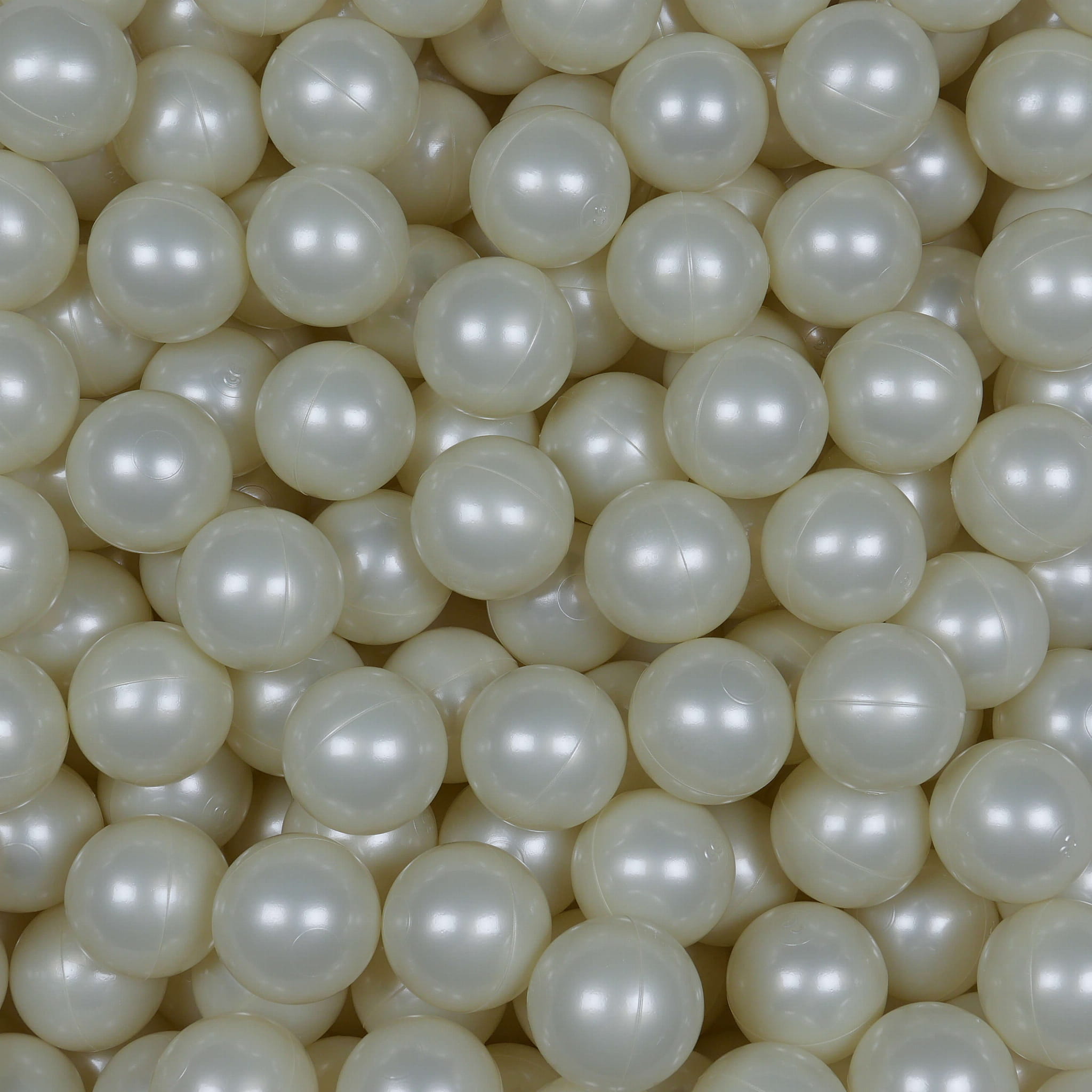 Balls for ballpit ø7cm 50pcs  light gold Bubblepools.eu