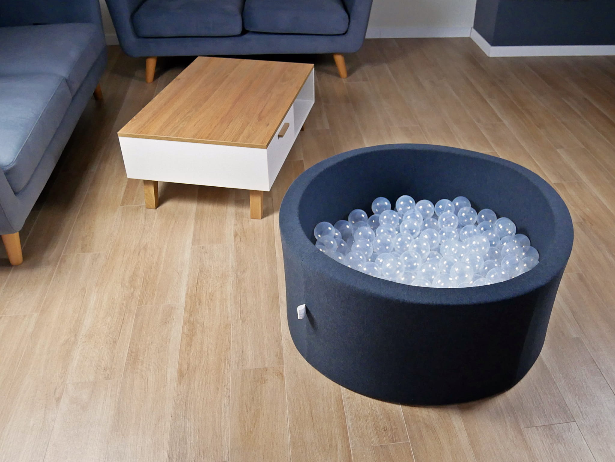 Ball Pit 110x30cm graphite with balls 400pcs: light blue, white, gray Bubblepools.eu Ball Pit 110x30cm graphite with balls 400pcs: light blue, white, gray Bubblepools.eu