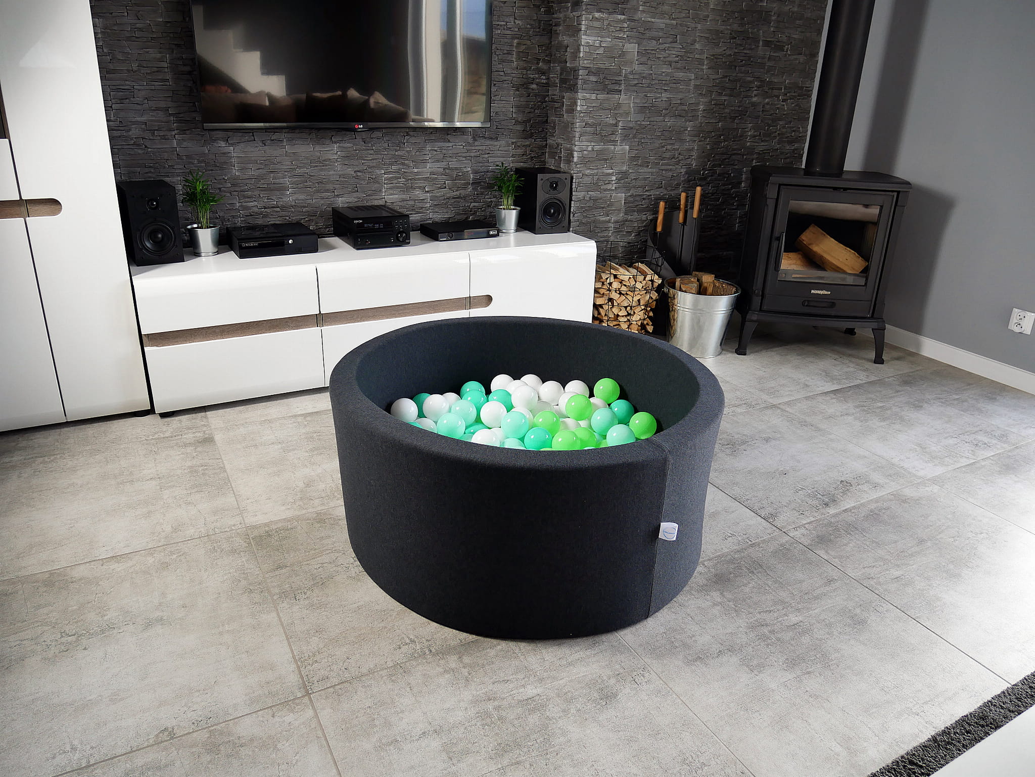 Ball Pit 110x30cm graphite with balls 400pcs: light blue, white, gray Bubblepools.eu Ball Pit 110x30cm graphite with balls 400pcs: light blue, white, gray Bubblepools.eu