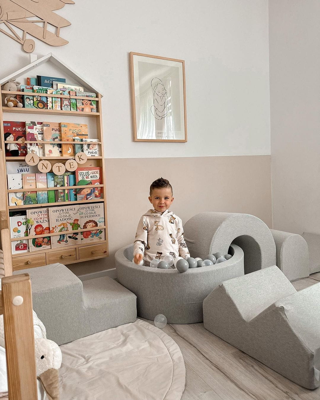 Ball Pit 110x30cm light gray with balls 400pcs: baby blue, white, gray Bubblepools.eu Ball Pit 110x30cm light gray with balls 400pcs: baby blue, white, gray Bubblepools.eu