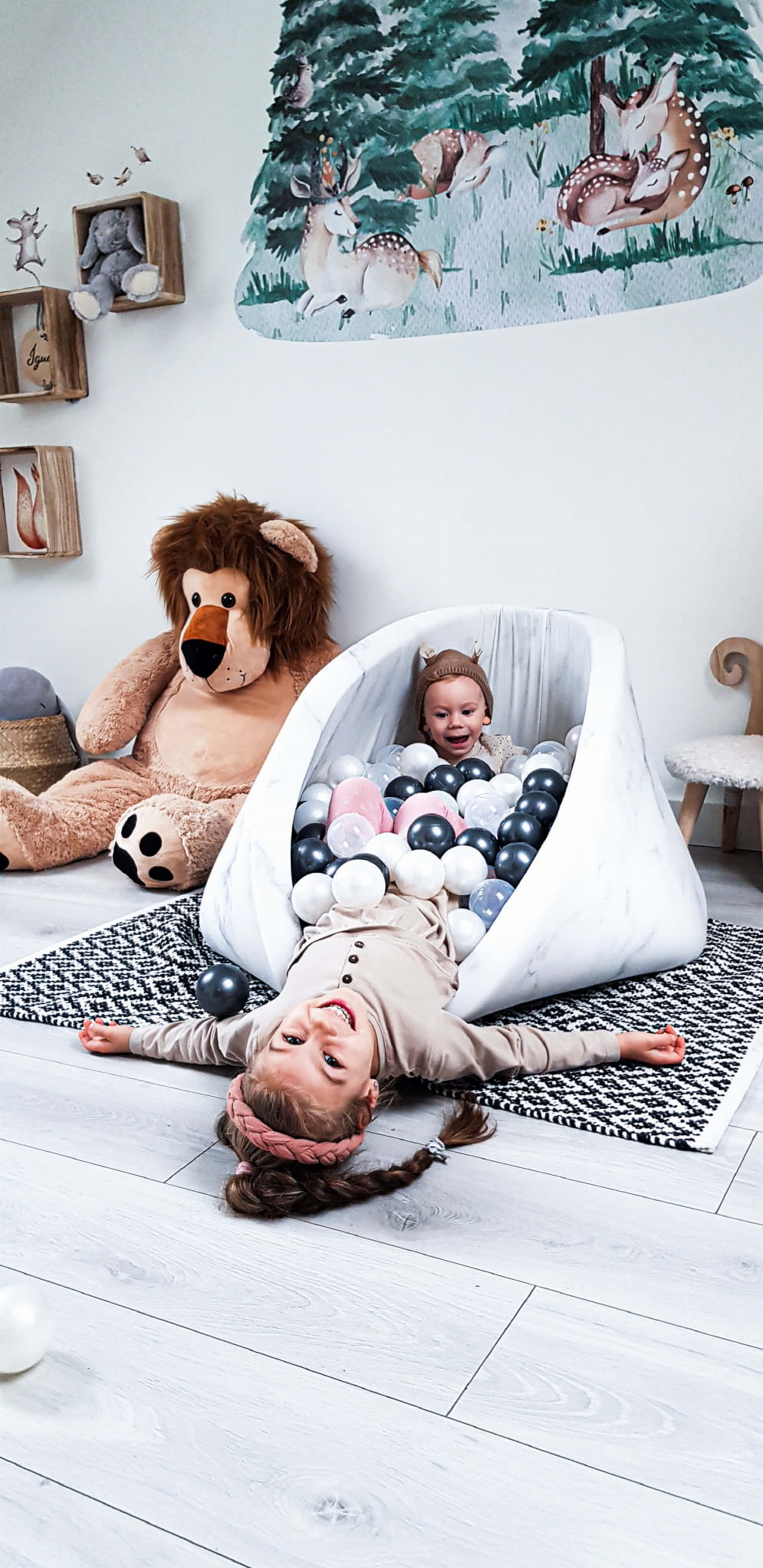 Ball Pit 90×30 marble with balls 200pcs: light mint, baby pink pearl, baby blue pearl, pearl, gray Bubblepools.eu Ball Pit 90×30 marble with balls 200pcs: light mint, baby pink pearl, baby blue pearl, pearl, gray Bubblepools.eu