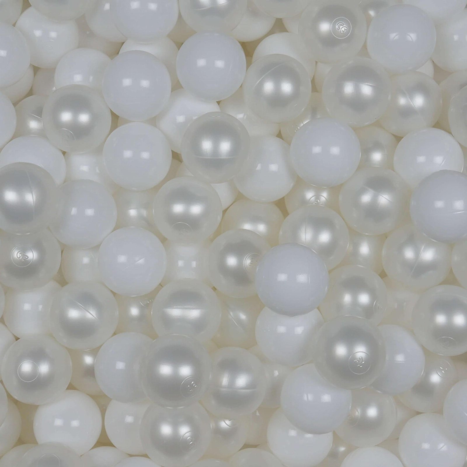 Balls for ballpit ø7cm 400pcs white, pearl Bubblepools.eu